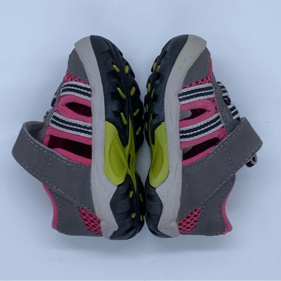 TEVA Manatee Shoes Size 2 - Picture 3 of 8